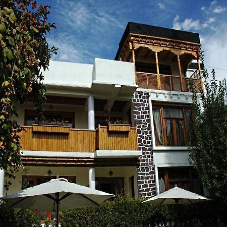 Hotel Pangong Leh Bagian luar foto