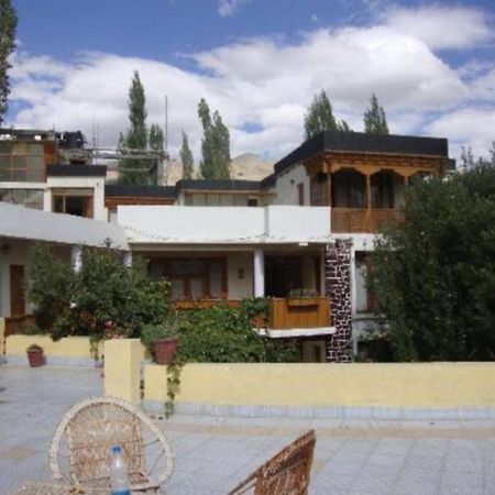 Hotel Pangong Leh Bagian luar foto