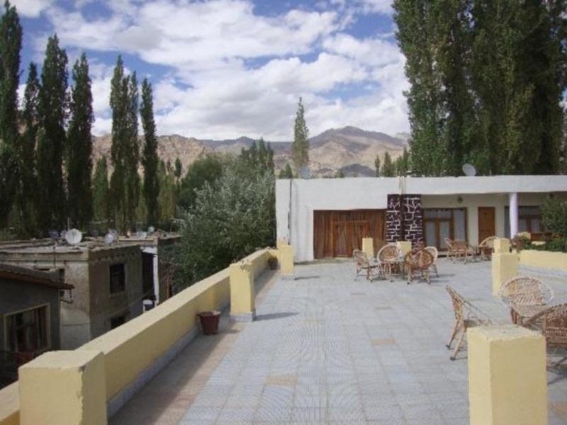 Hotel Pangong Leh Bagian luar foto